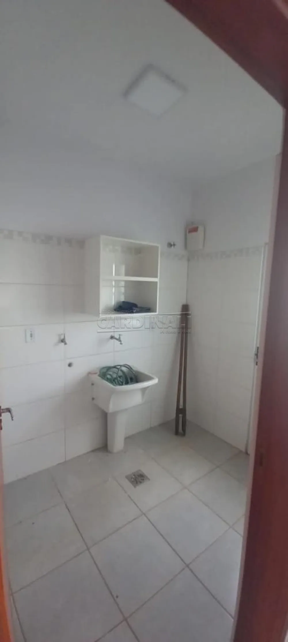 Alugar Casa / Padrão em São Carlos R$ 1.521,54 - Foto 7
