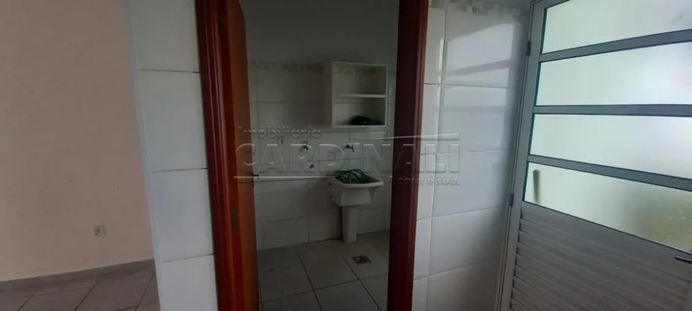 Alugar Casa / Padrão em São Carlos R$ 1.521,54 - Foto 6