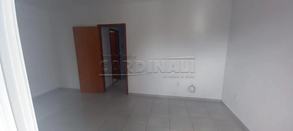 Alugar Casa / Padrão em São Carlos R$ 1.521,54 - Foto 17