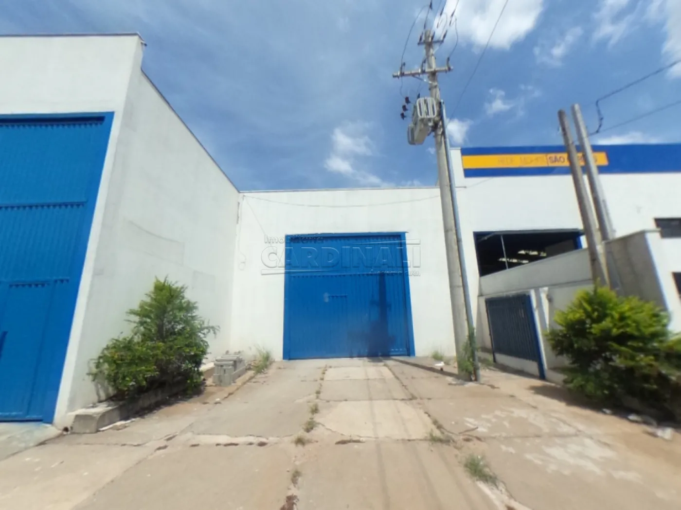 Comercial / Barracão em São Carlos Alugar por R$8.889,00