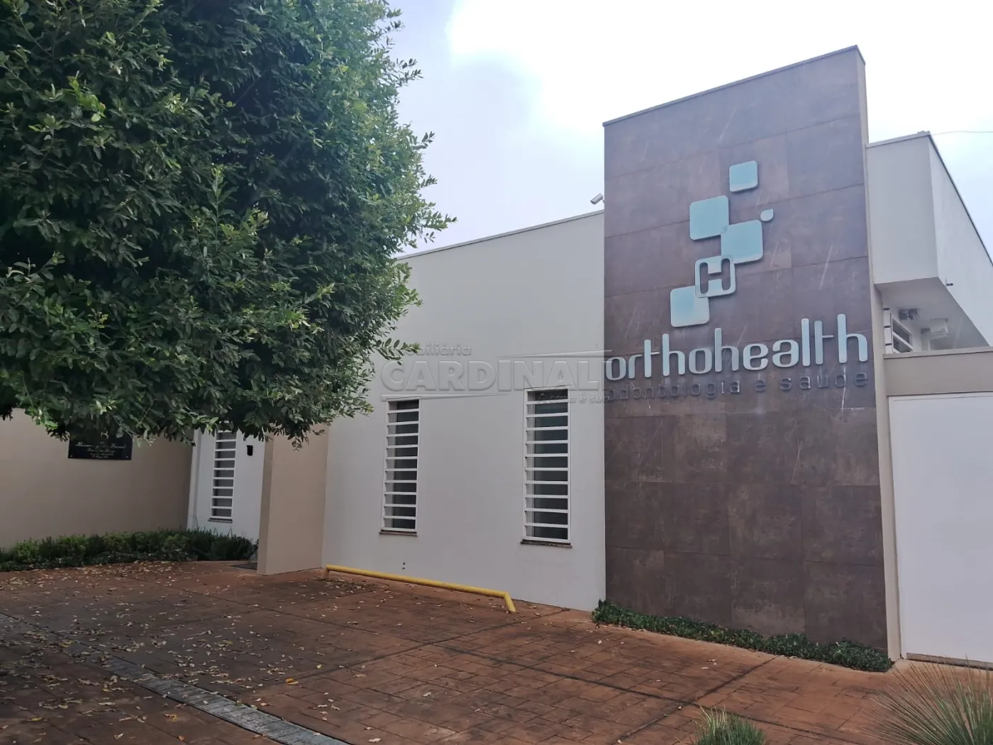 Comercial / Sala em Araraquara Alugar por R$2.350,00
