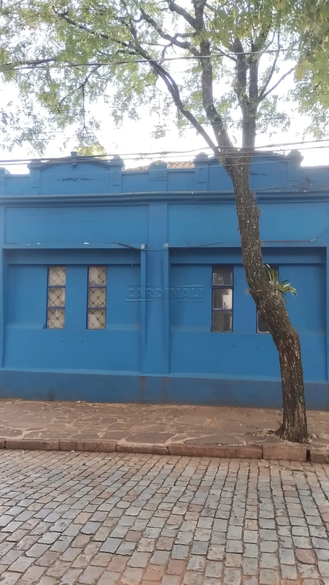 Comercial / Salão em Araraquara Alugar por R$1.800,00