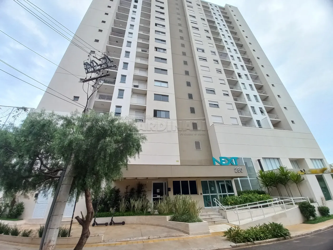 Apartamento / Padrão em São Carlos 