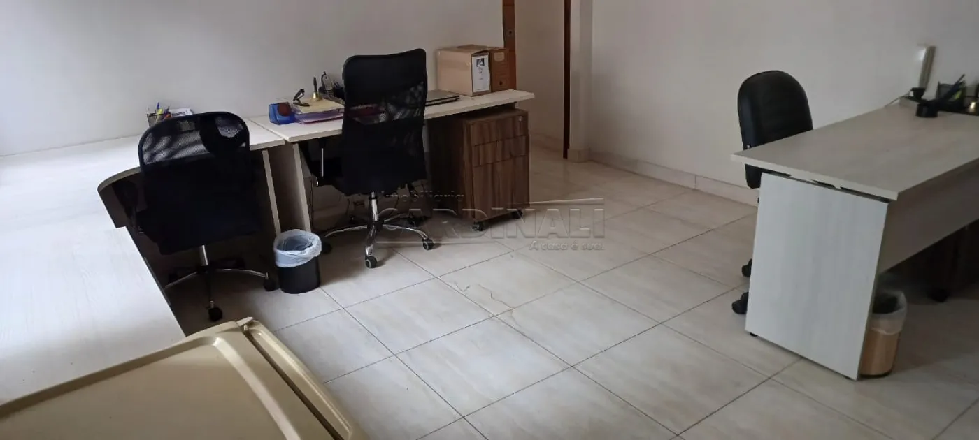 Comercial / Sala / Salão com Condomínio em Campinas , Comprar por R$195.000,00