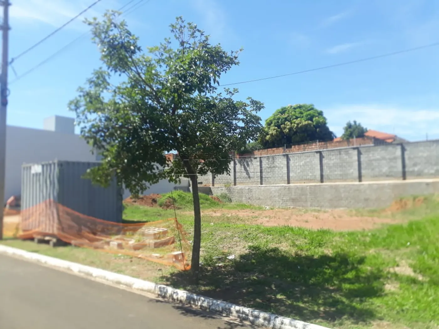 Terreno / Padrão em Ibaté , Comprar por R$237.600,00