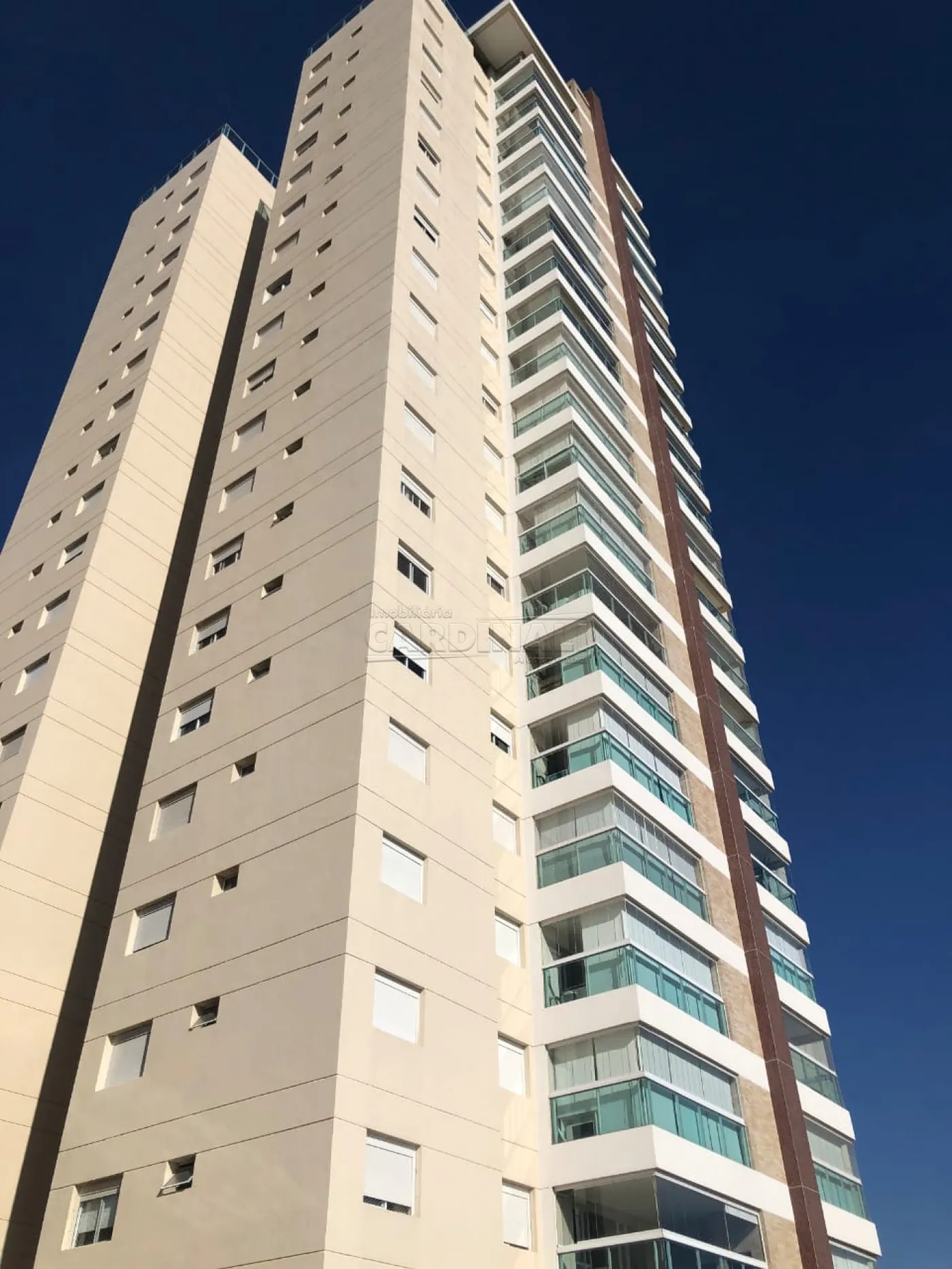 Apartamento / Padrão em Campinas , Comprar por R$1.200.000,00