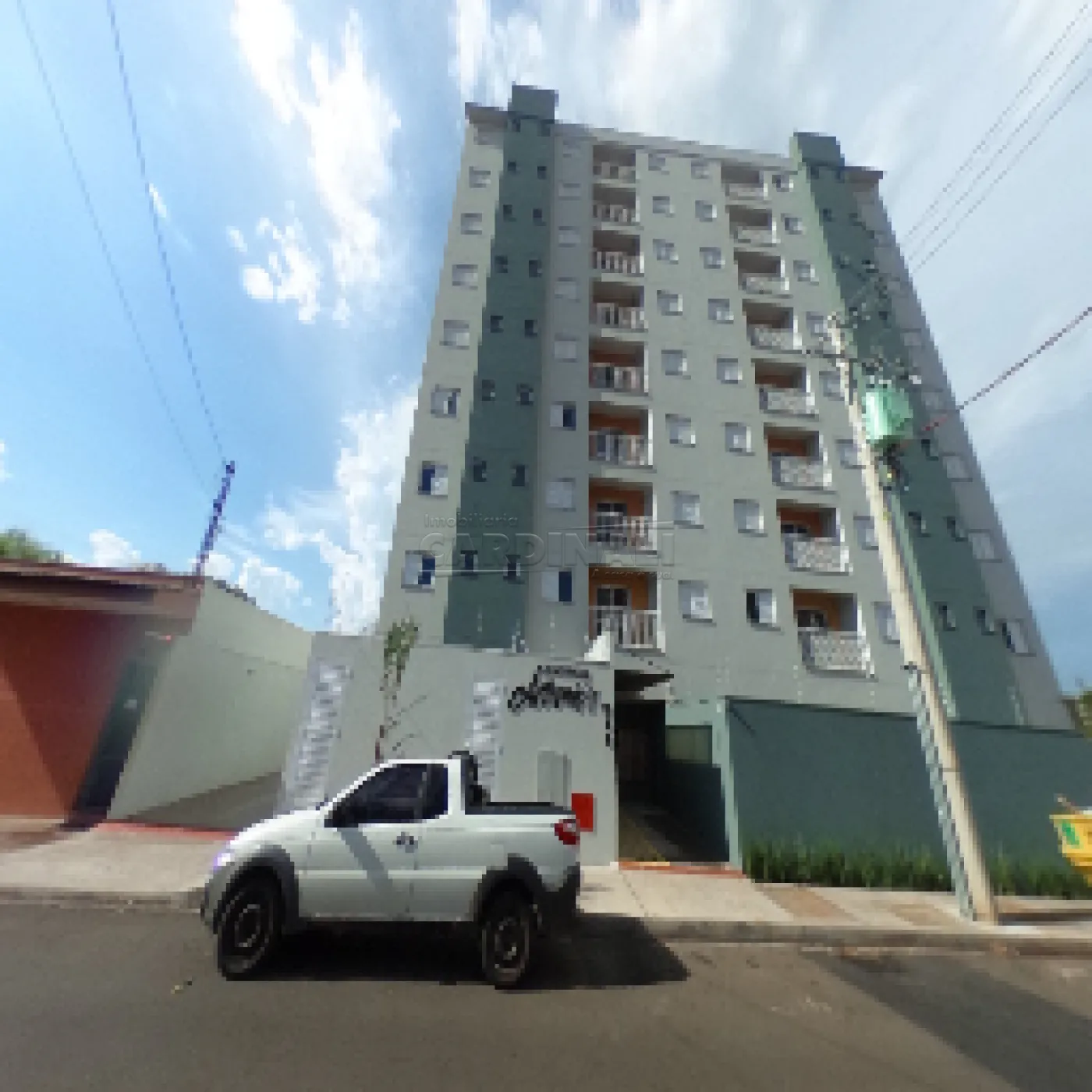 Apartamento / Padrão em São Carlos Alugar por R$2.000,00