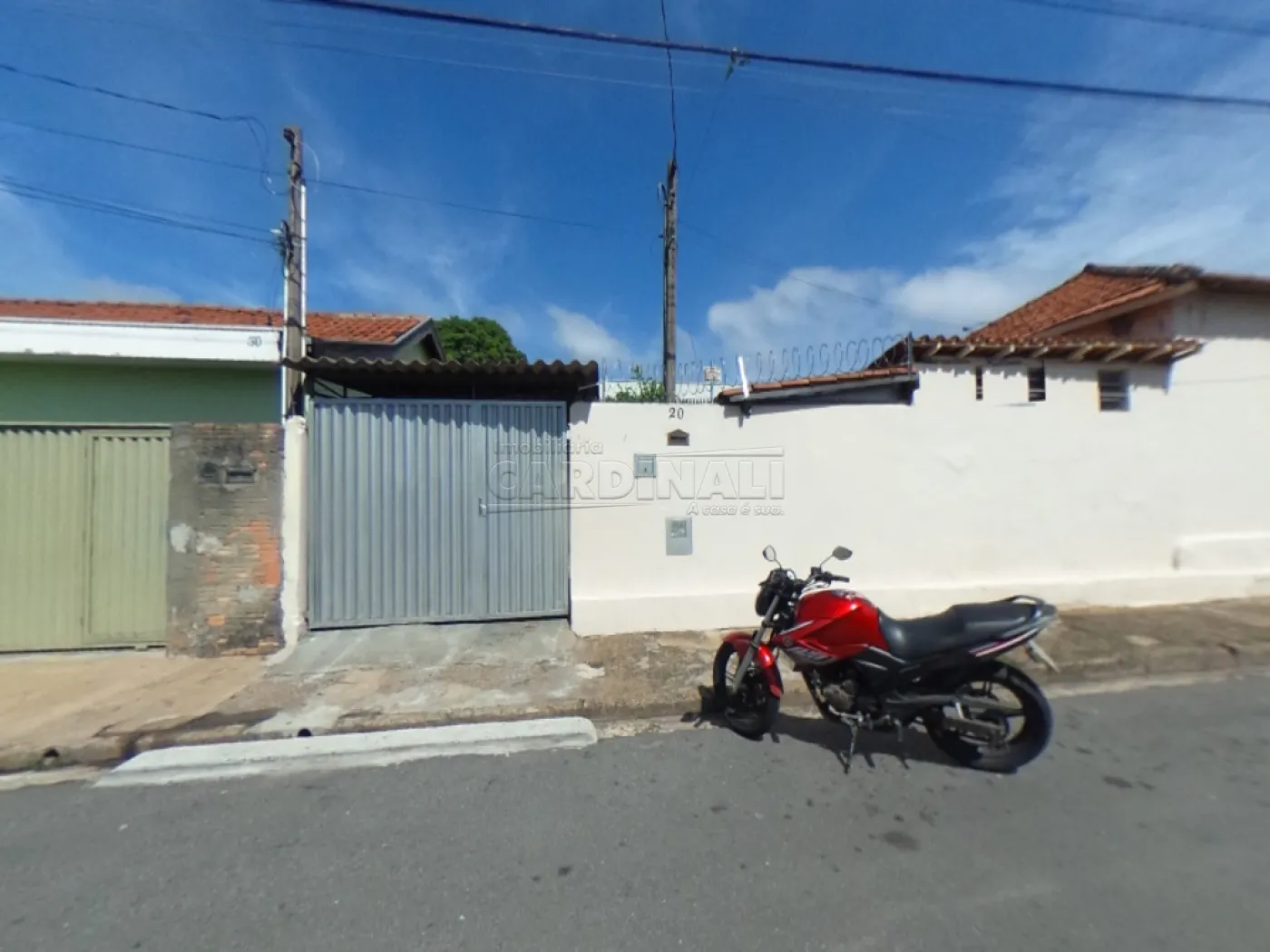 Casa / Padrão em São Carlos Alugar por R$778,00