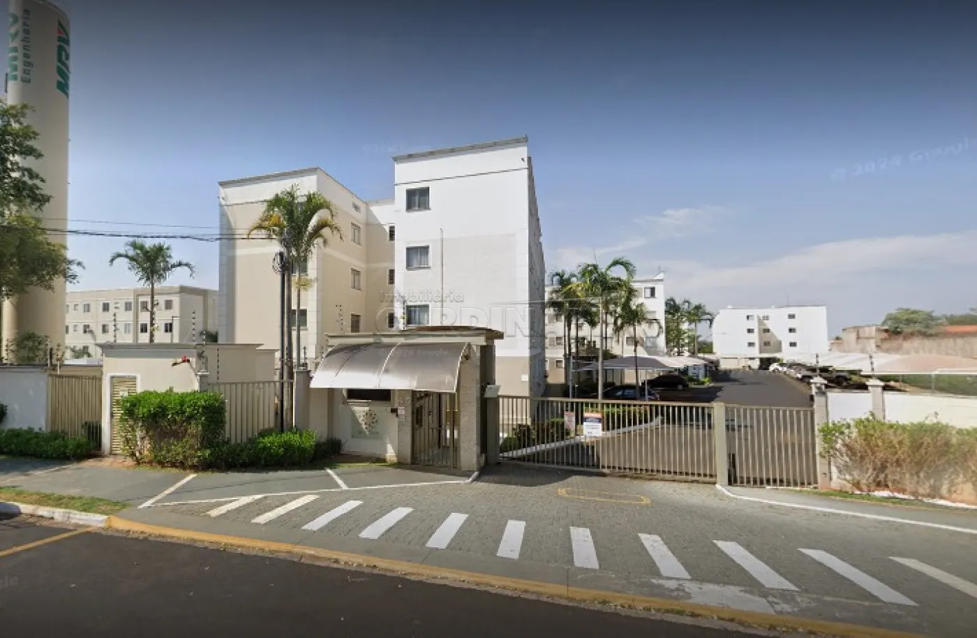 Apartamento / Padrão em Araraquara , Comprar por R$170.000,00