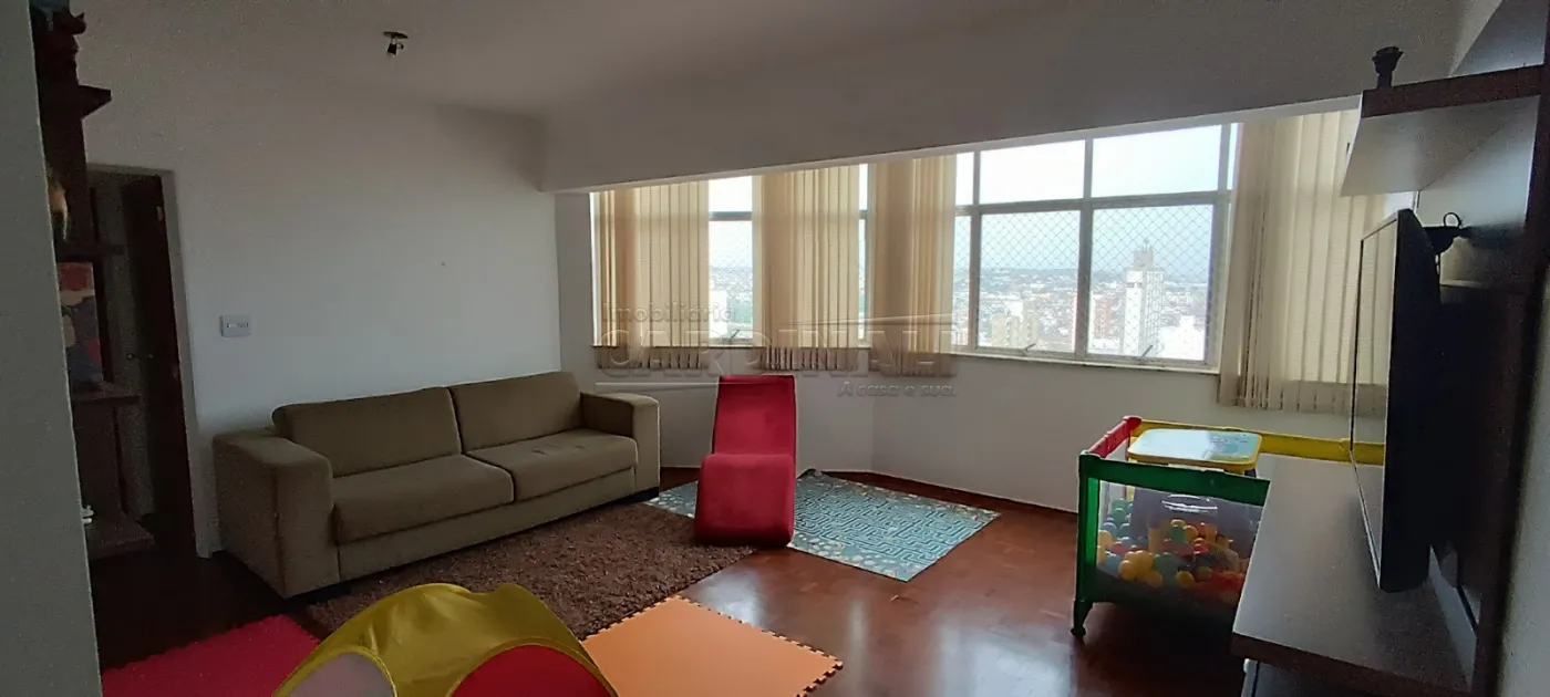 Apartamento / Padrão em São Carlos , Comprar por R$479.000,00