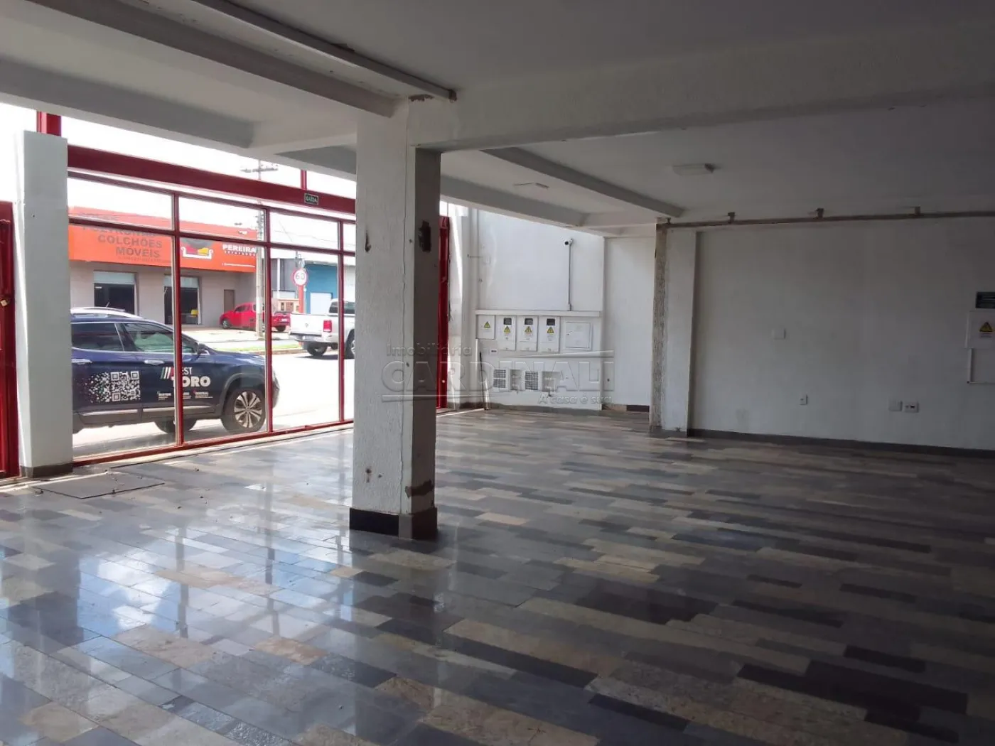 Comercial / Salão em Araraquara Alugar por R$13.000,00