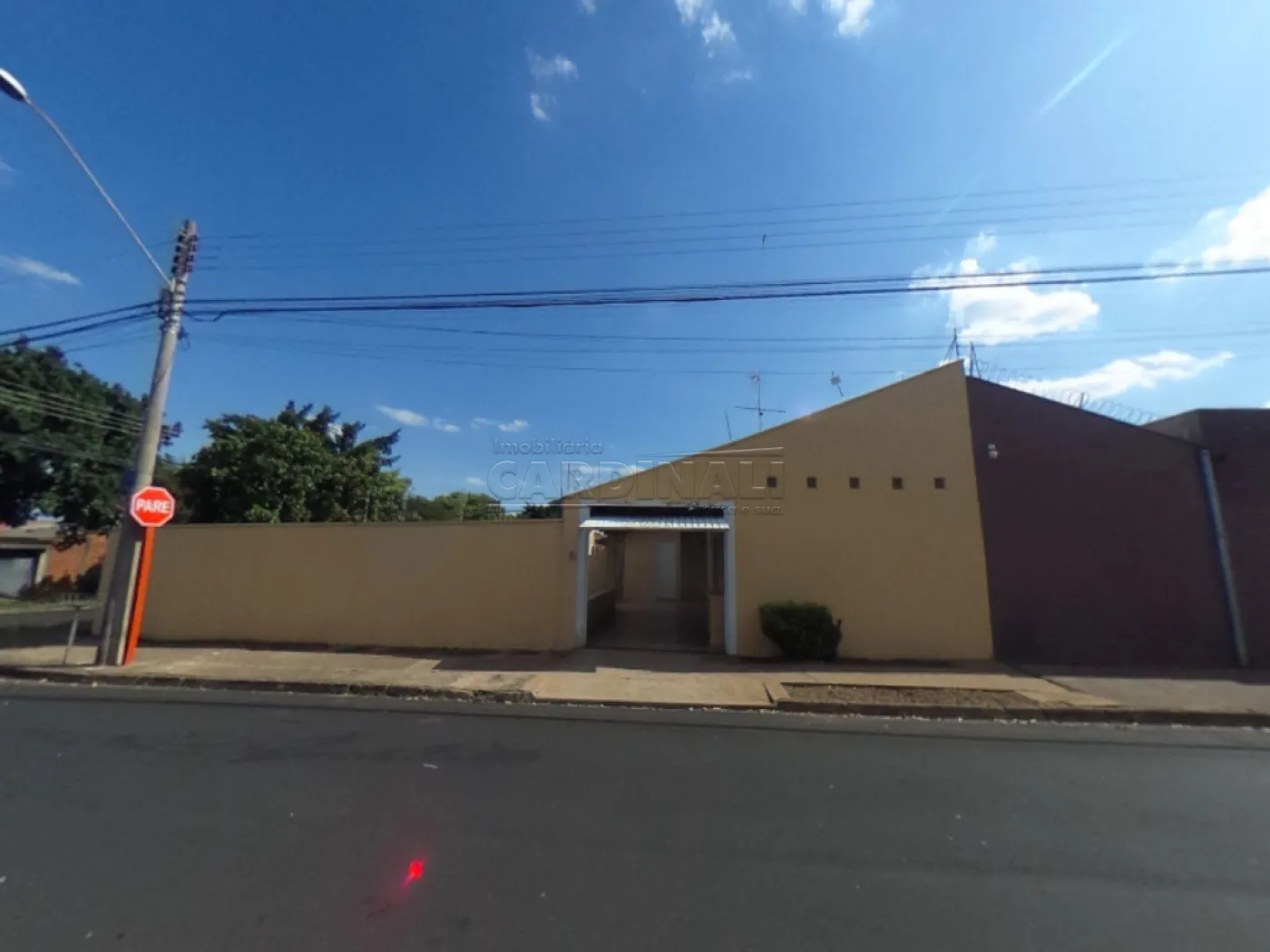 Casa / Padrão em São Carlos Alugar por R$1.200,00