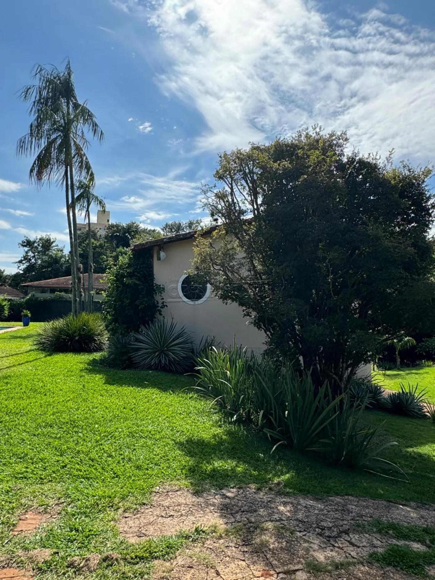 Casa / Padrão em São Carlos Alugar por R$15.000,00