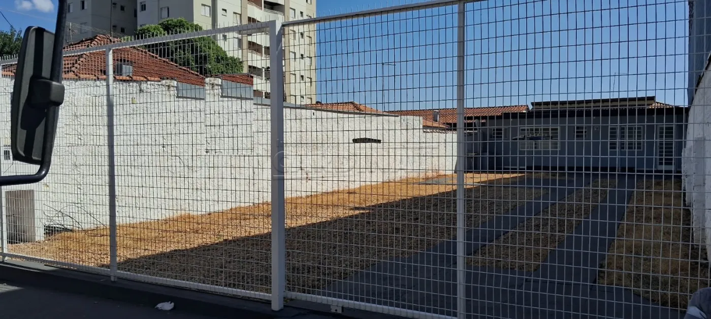 Casa / Edícula em Araraquara Alugar por R$2.000,00