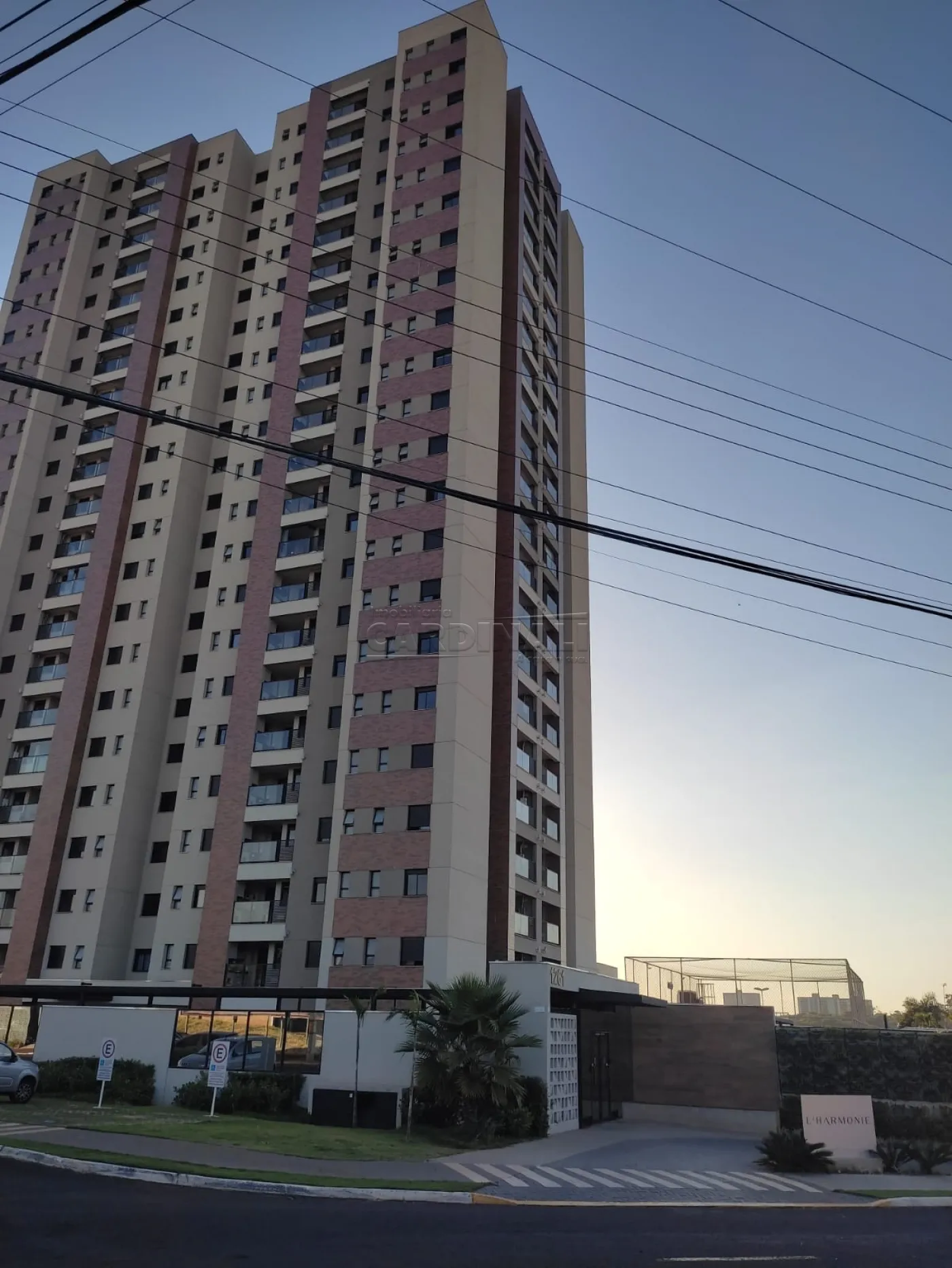 Apartamento / Padrão em Araraquara , Comprar por R$590.000,00