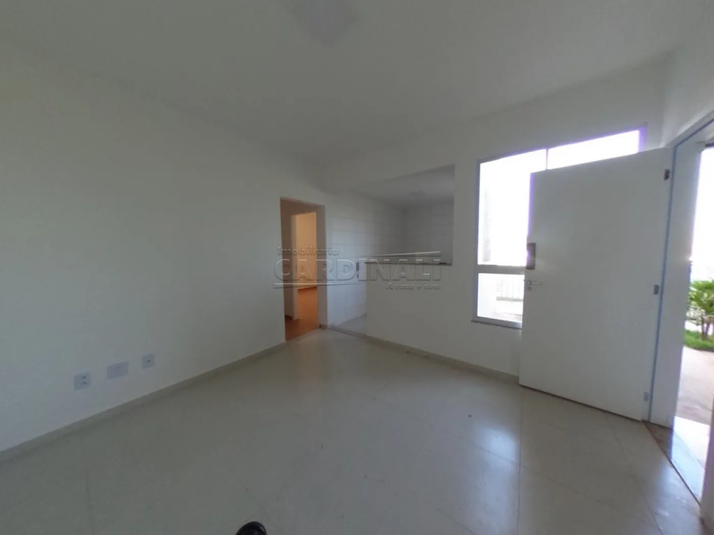 Apartamento / Padrão em Araraquara Alugar por R$800,00