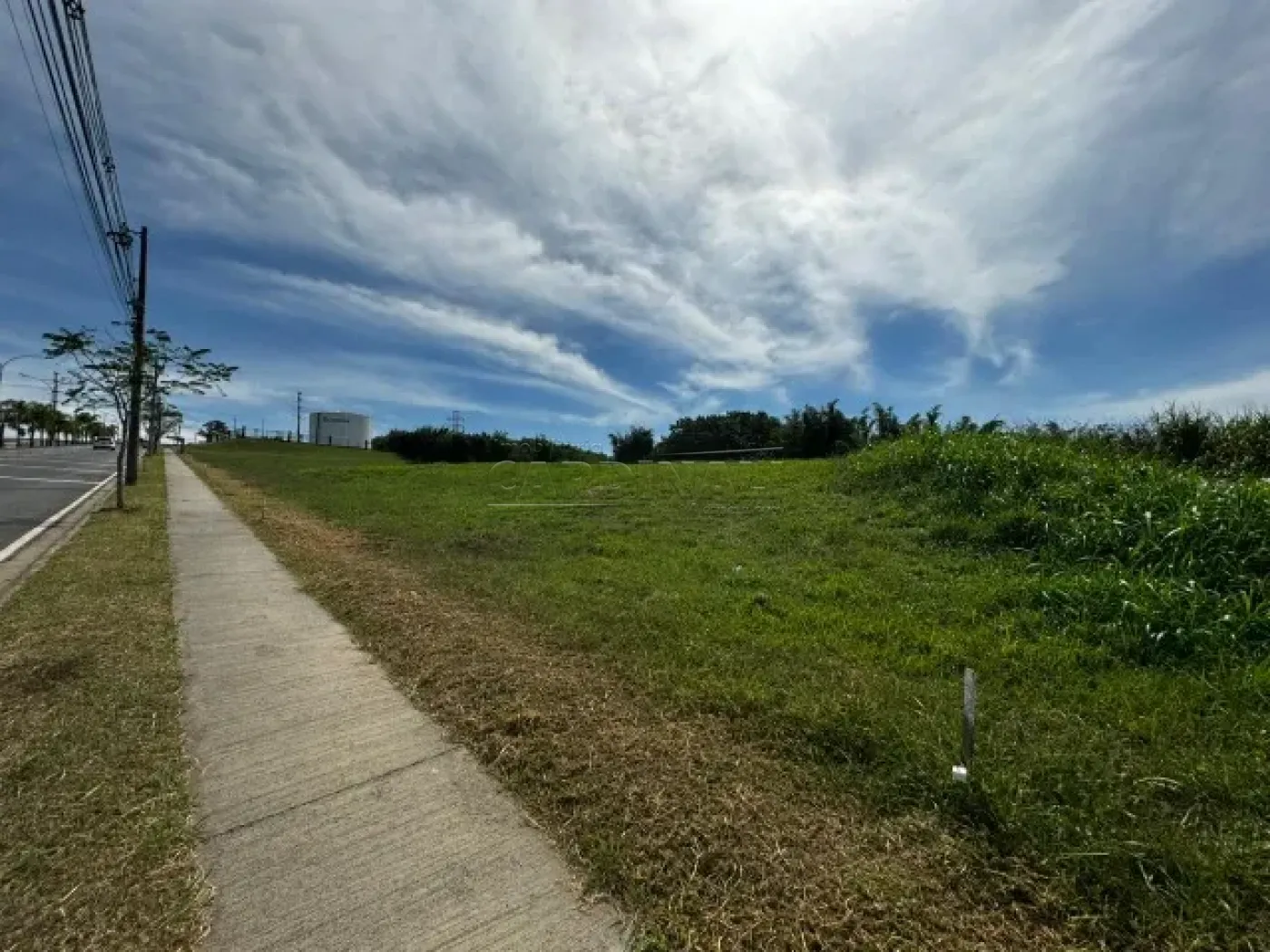 Terreno / Área Urbana em Campinas 