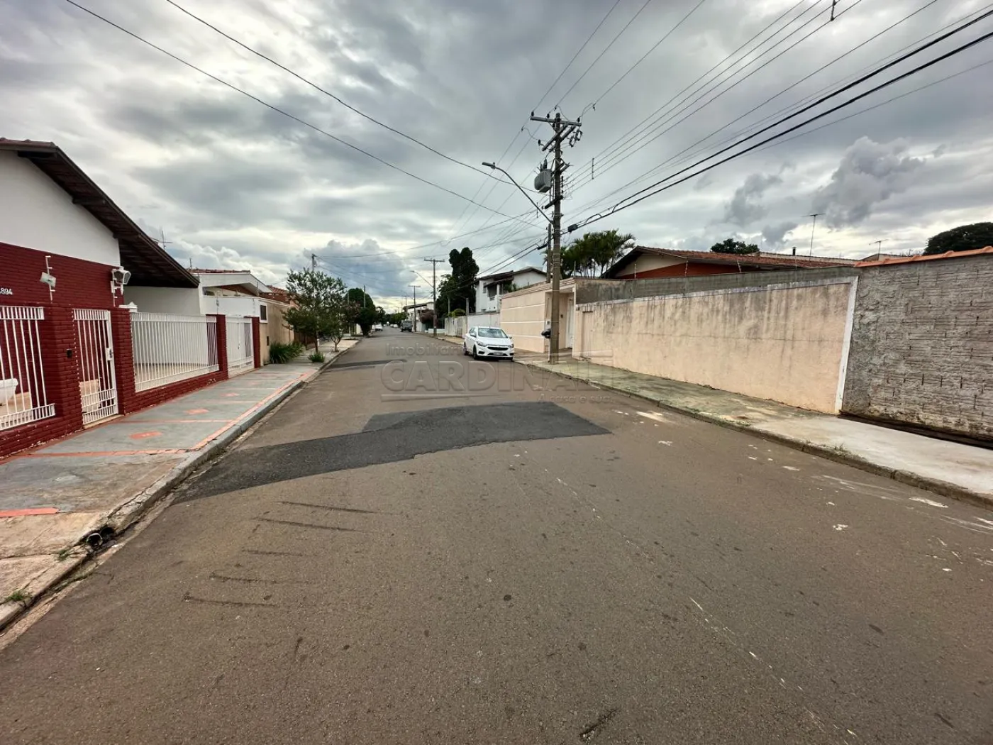 Terreno / Padrão em São Carlos 