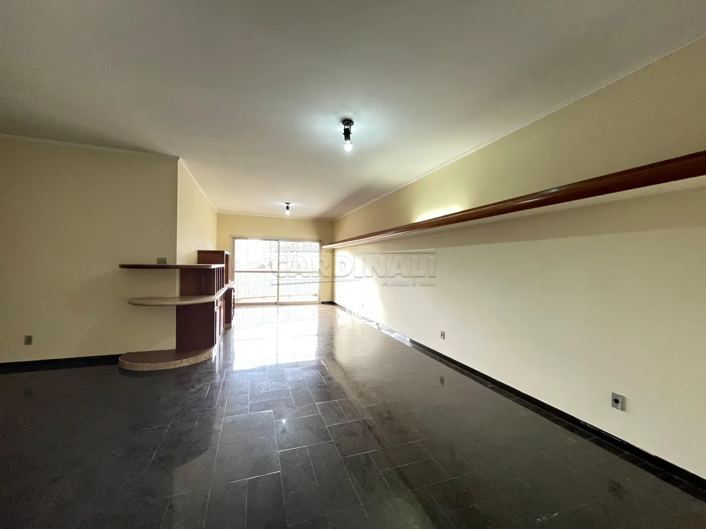 Apartamento / Padrão em Araraquara 