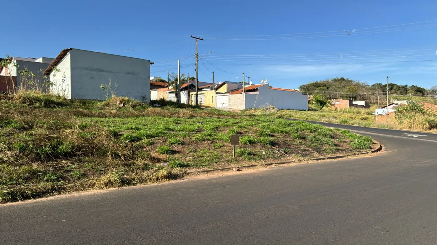 Terreno / Padrão em Descalvado , Comprar por R$87.251,42