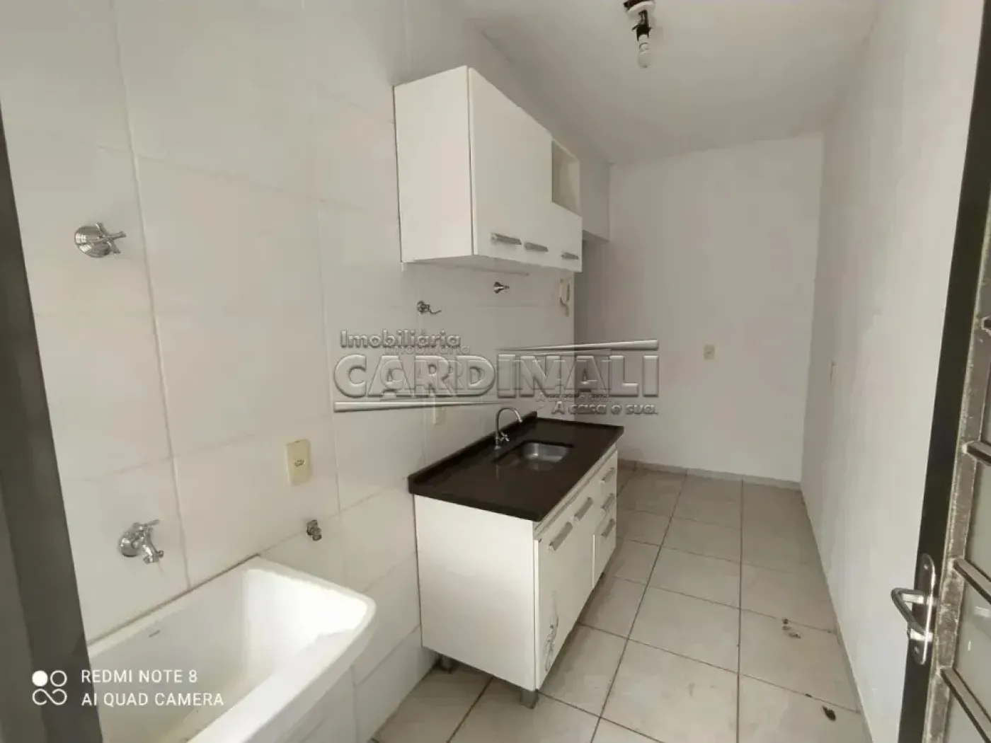 Alugar Apartamento / Kitchnet em Araraquara R$ 700,00 - Foto 4