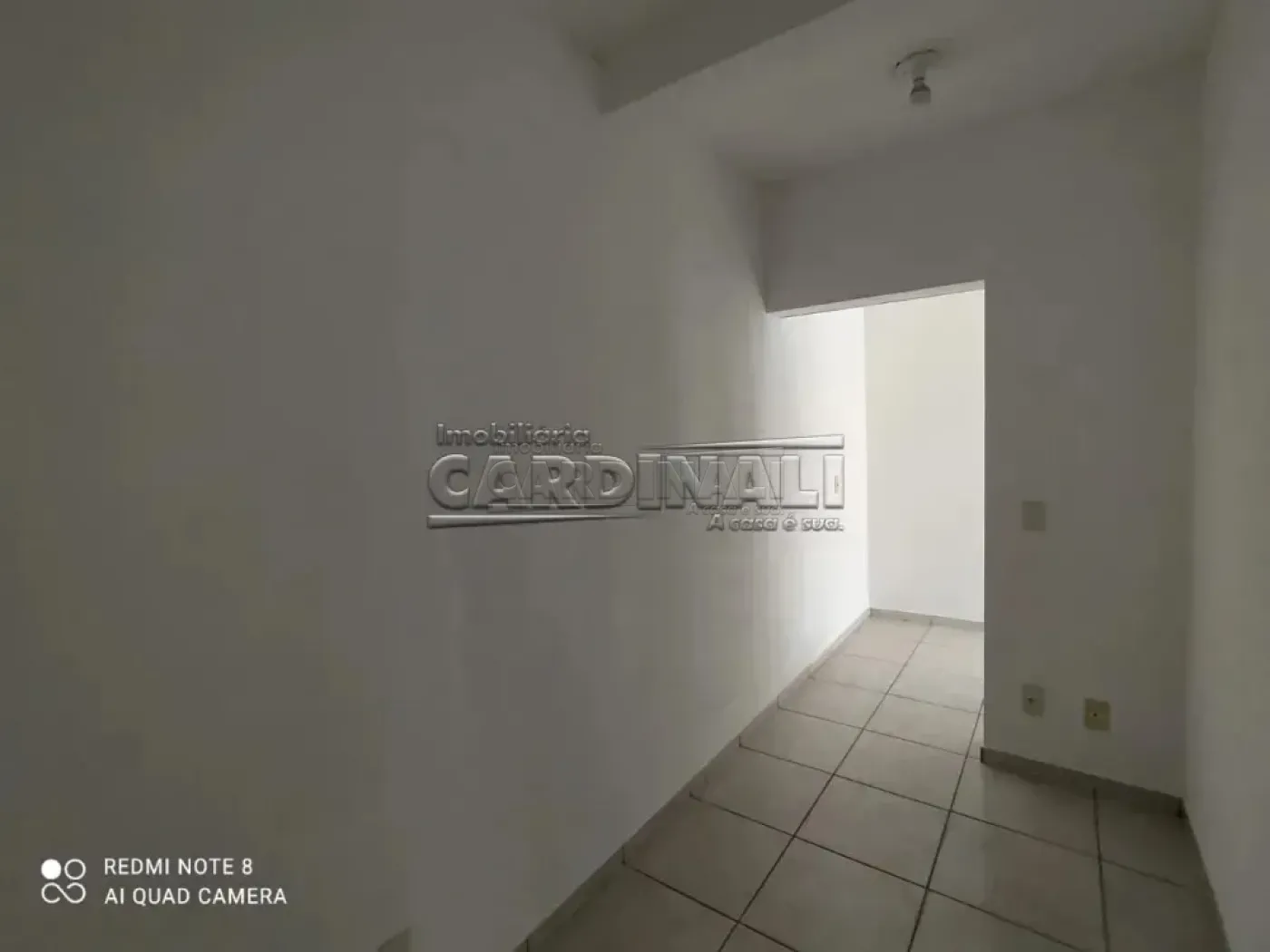 Alugar Apartamento / Kitchnet em Araraquara R$ 700,00 - Foto 7