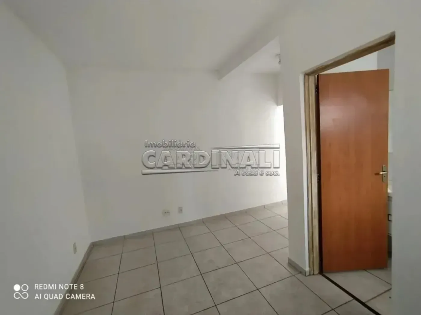 Alugar Apartamento / Kitchnet em Araraquara R$ 700,00 - Foto 8