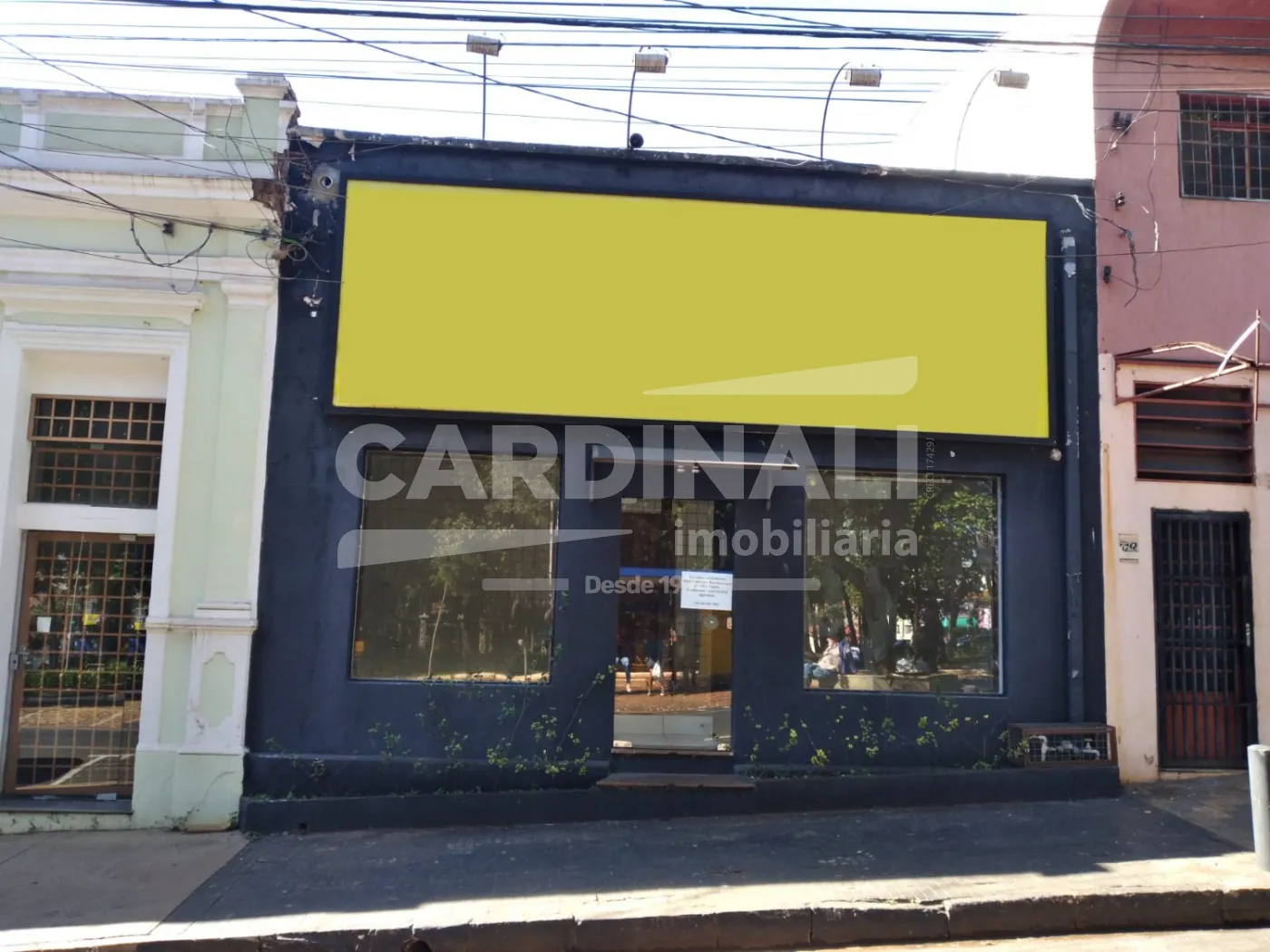 Comercial / Salão sem Condomínio em São Carlos 
