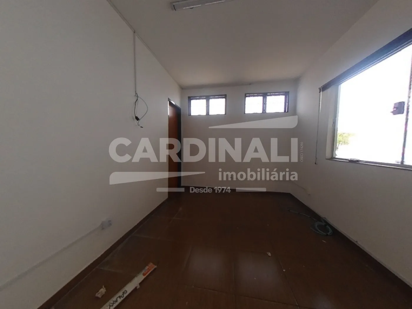 Alugar Comercial / Barracão em São Carlos R$ 5.000,00 - Foto 3