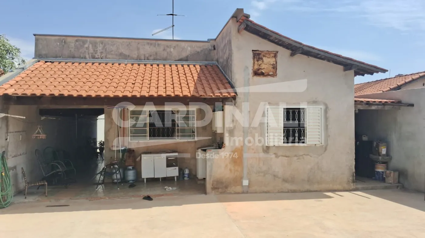 Comprar Casa / Padrão em Araraquara R$ 230.000,00 - Foto 1