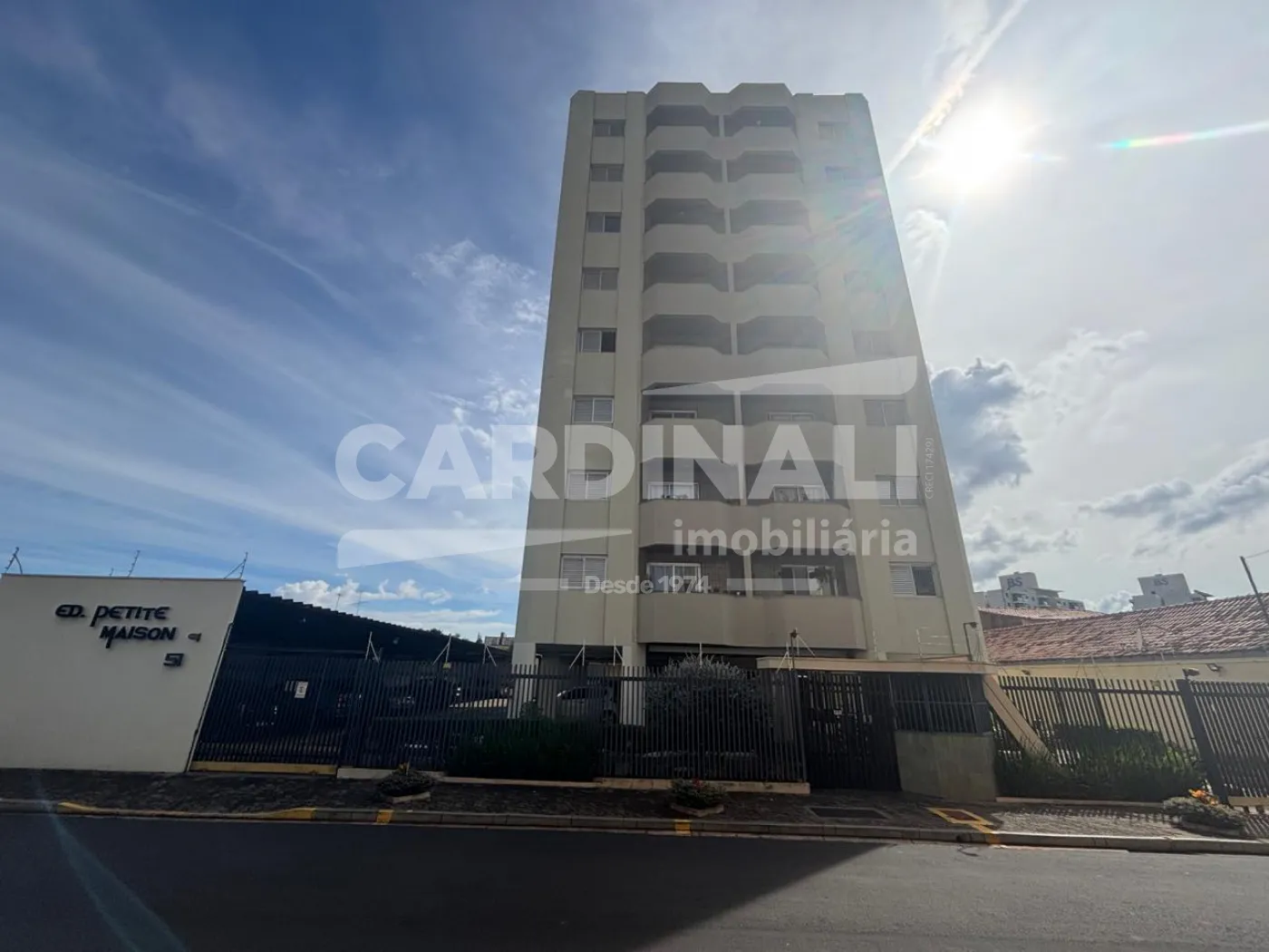 Apartamento / Padrão em São Carlos 