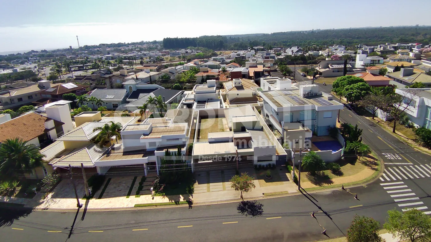 Alugar Casa / Condomínio em São Carlos R$ 8.334,00 - Foto 31