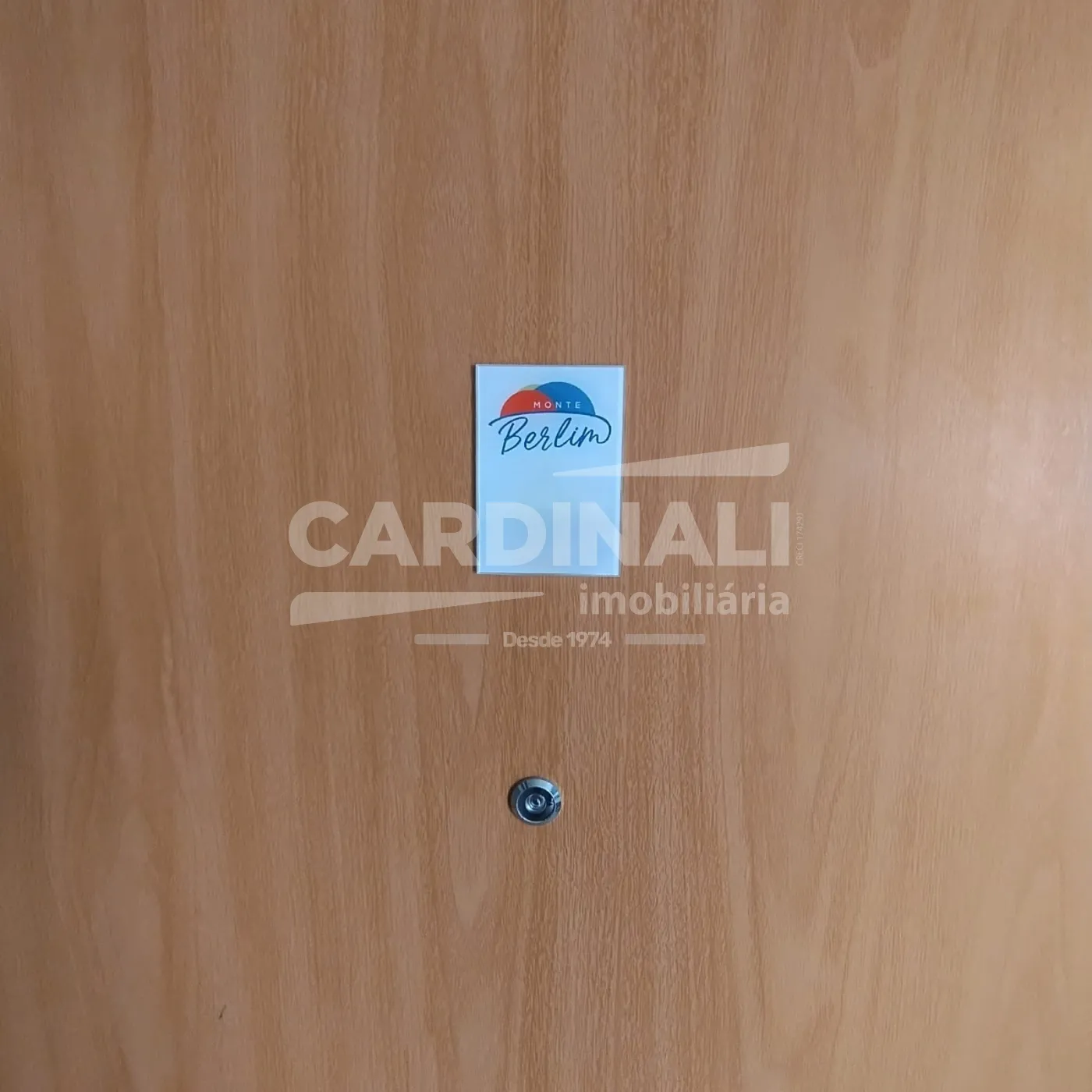 Alugar Apartamento / Padrão em São Carlos R$ 1.112,00 - Foto 1