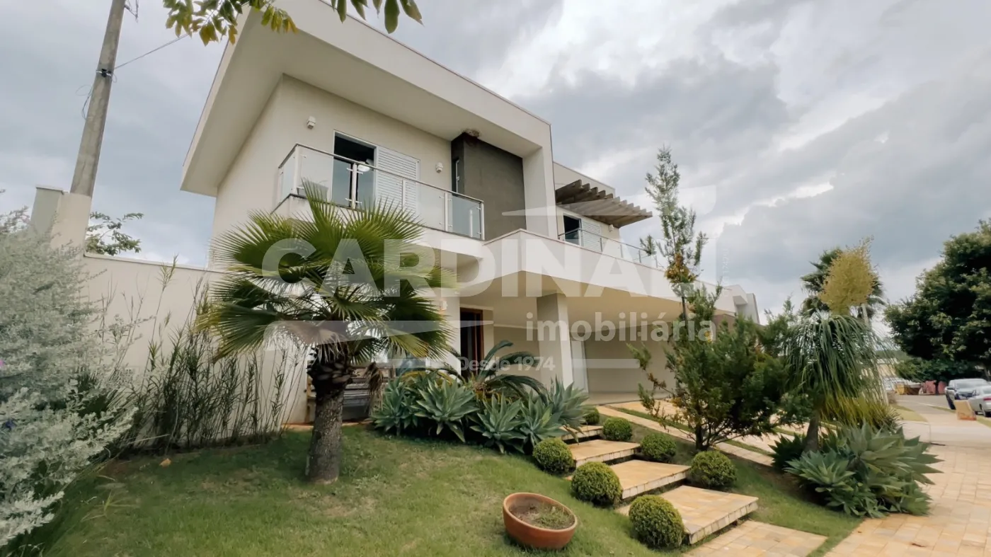Casa / Sobrado Condomínio em São Carlos 
