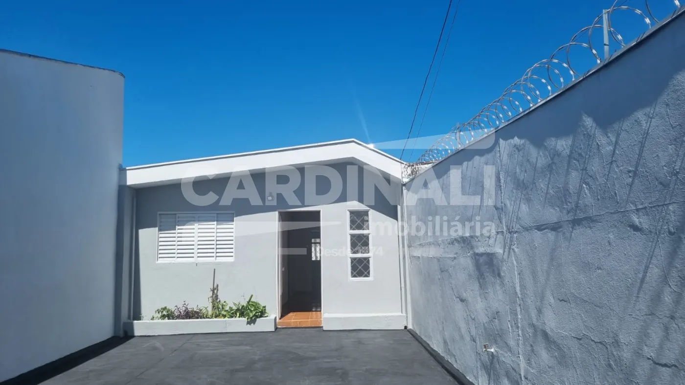 Casa / Padrão em São Carlos , Comprar por R$240.000,00