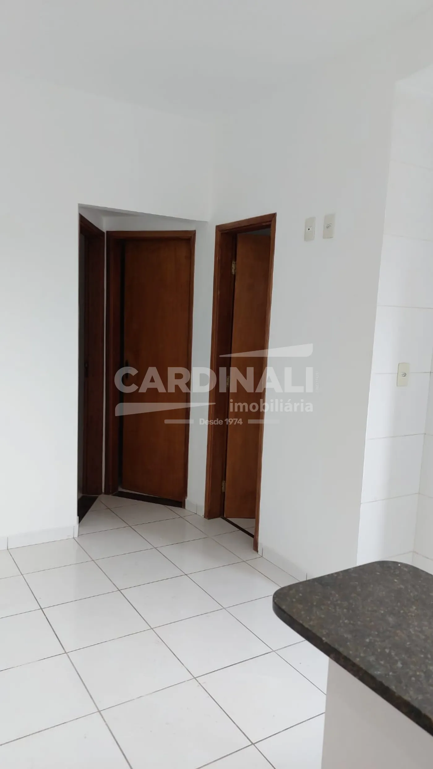 Apartamento / Padrão em São Carlos , Comprar por R$150.000,00