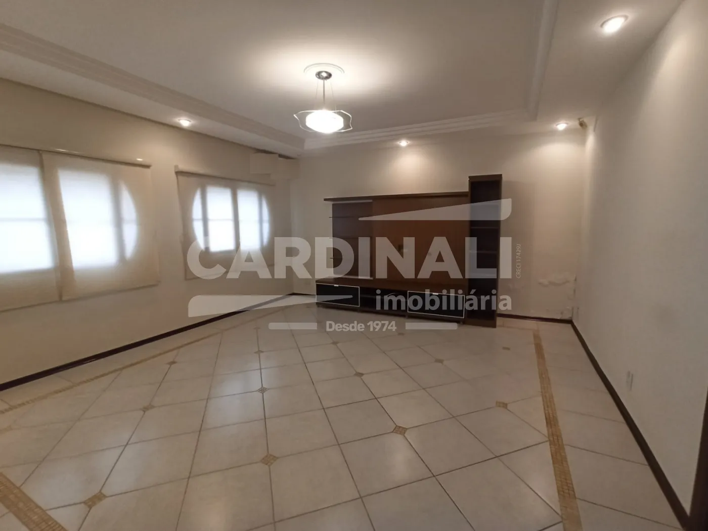 Casa / Padrão em São Carlos , Comprar por R$650.000,00