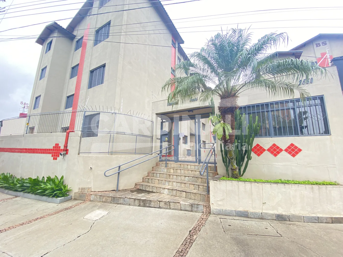 Alugar Apartamento / Padrão em São Carlos R$ 1.667,00 - Foto 1