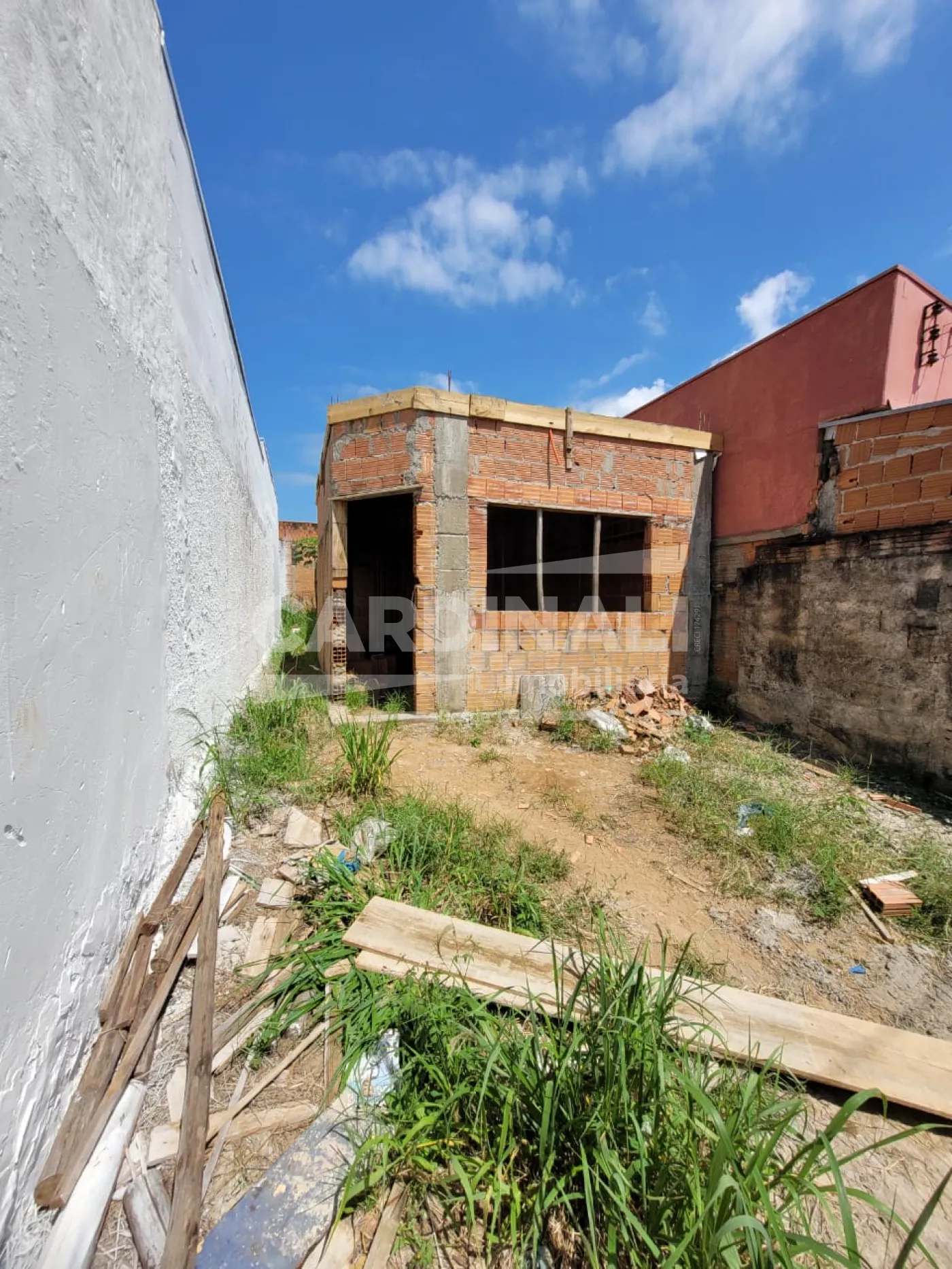 Casa / Padrão em São Carlos , Comprar por R$192.000,00