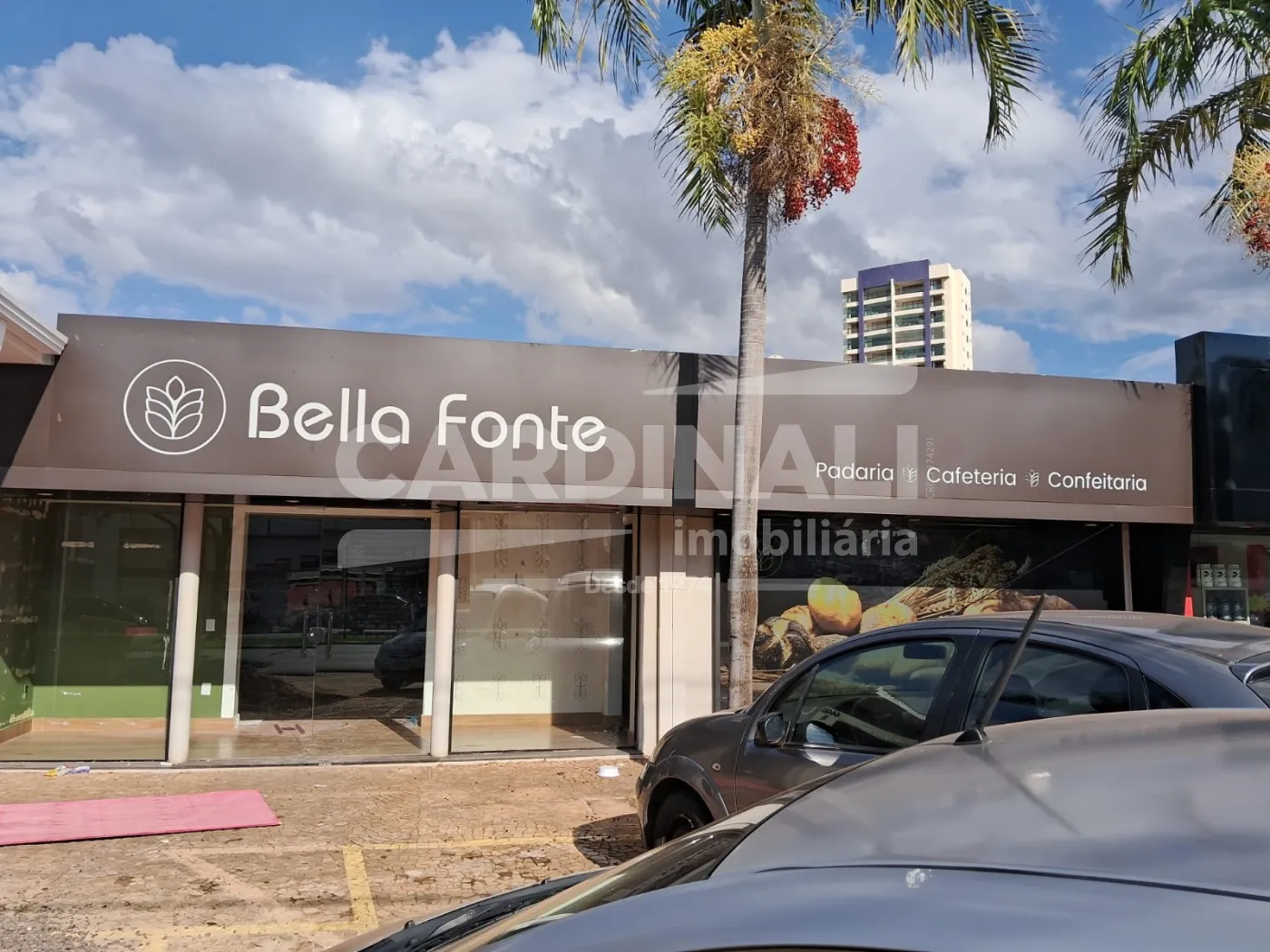Comercial / Salão em Araraquara Alugar por R$14.000,00