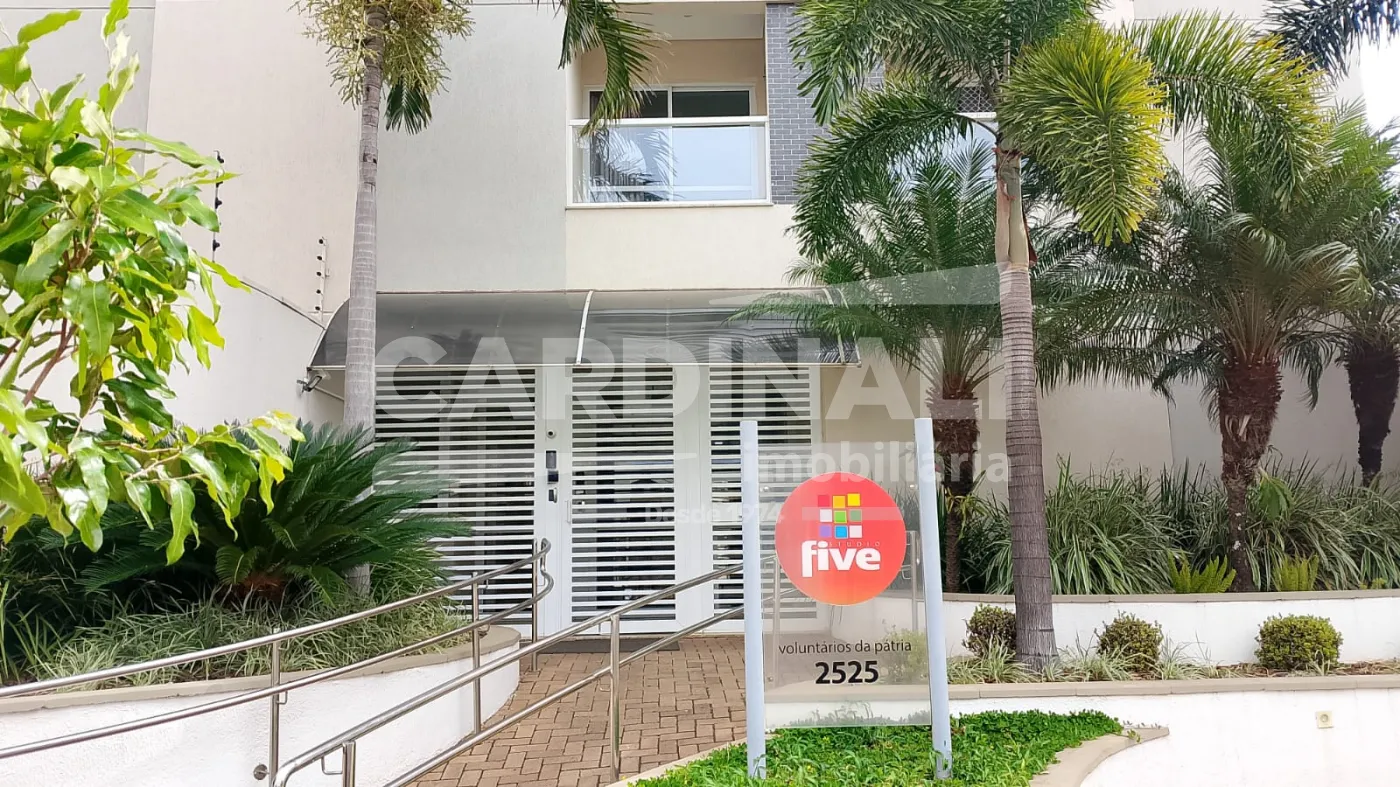 Apartamento / Padrão em Araraquara Alugar por R$1.300,00