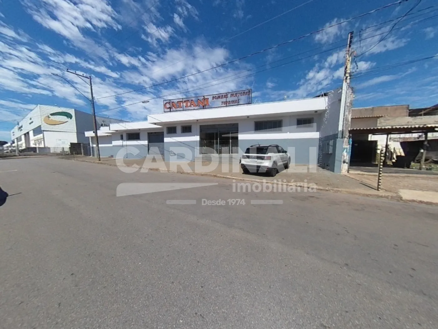 Comercial / Barracão em São Carlos Alugar por R$1,00
