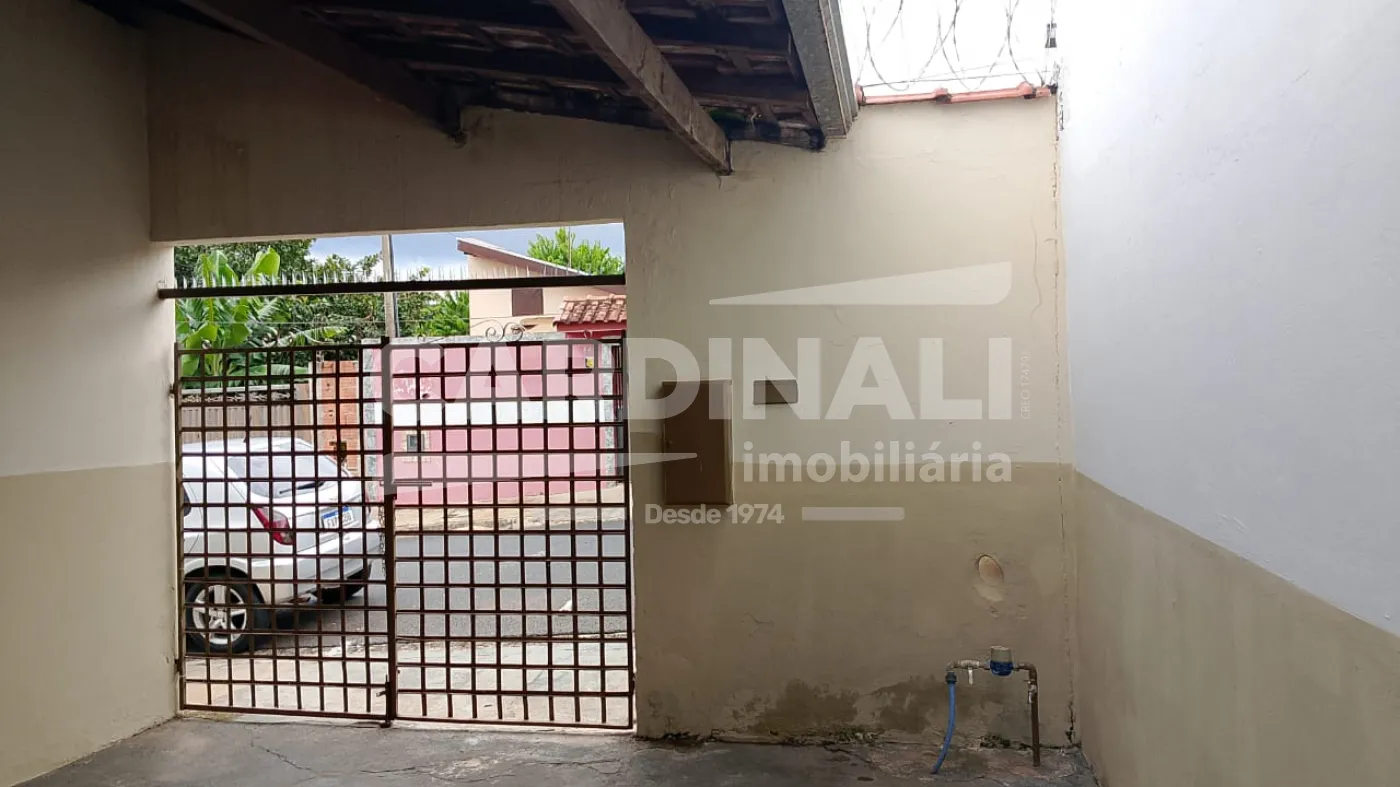 Casa / Padrão em Araraquara Alugar por R$850,00