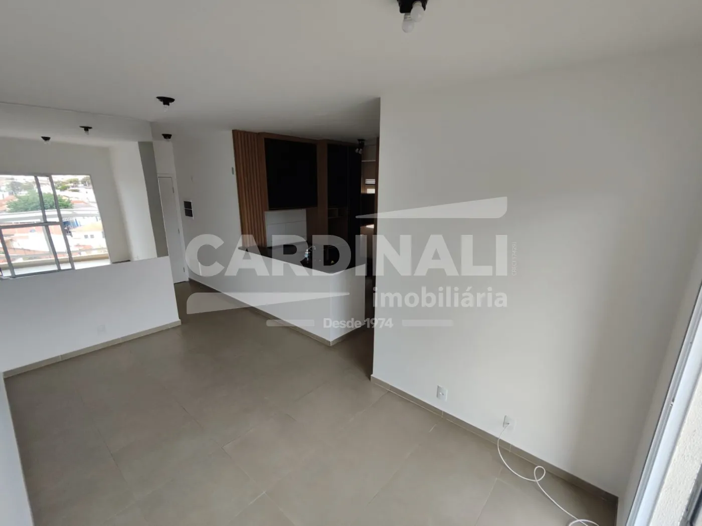 Apartamento / Padrão em São Carlos , Comprar por R$300.000,00