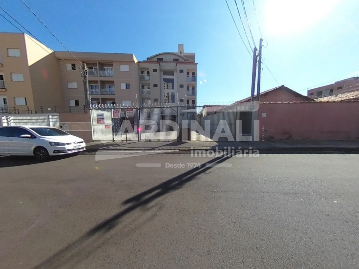 Apartamento / Padrão em São Carlos Alugar por R$834,00
