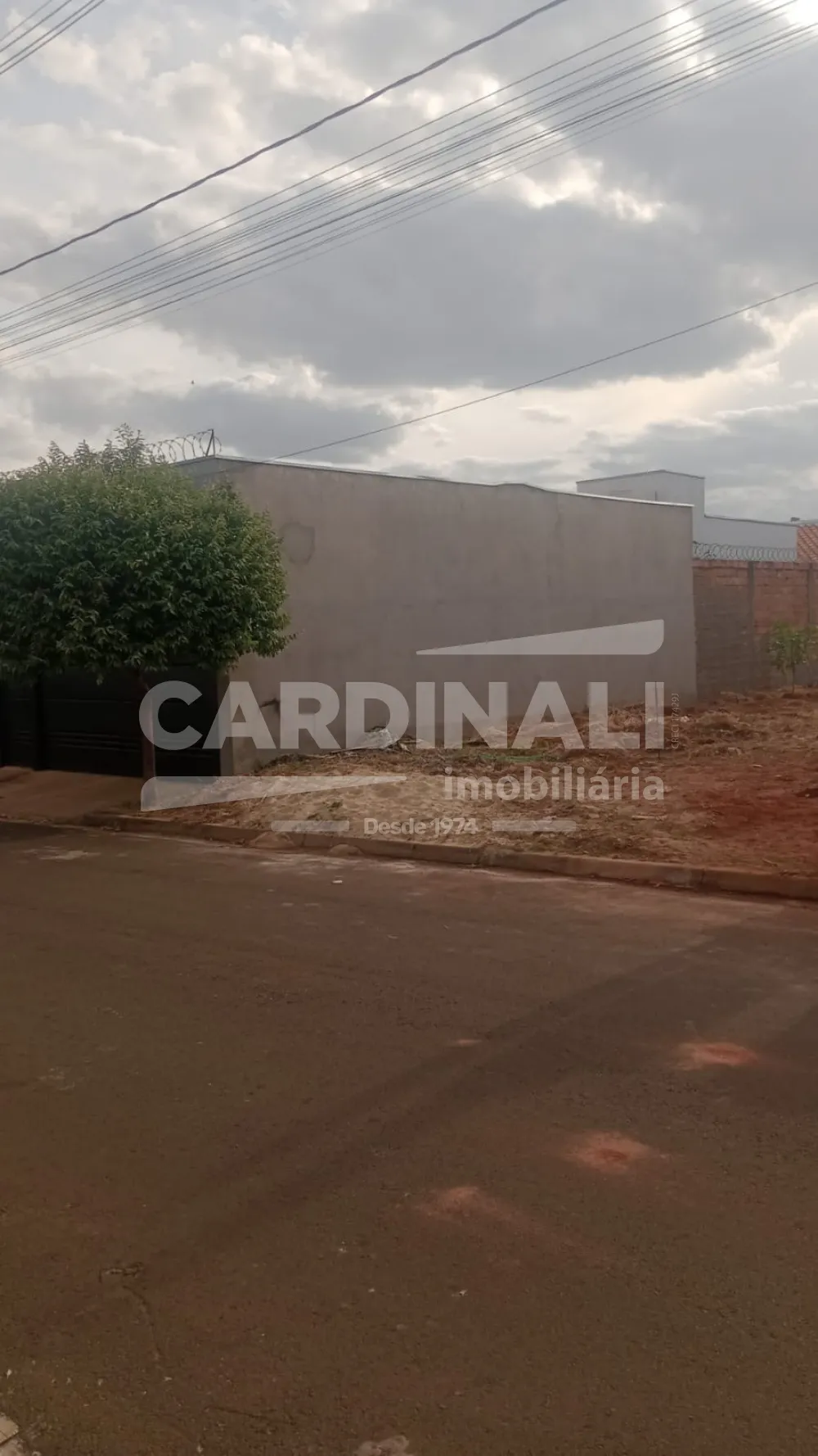 Terreno / Padrão em Araraquara , Comprar por R$111.000,00