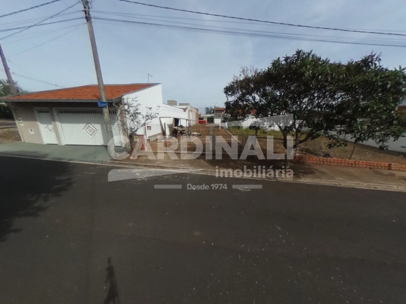 Terreno / Padrão em São Carlos , Comprar por R$160.000,00