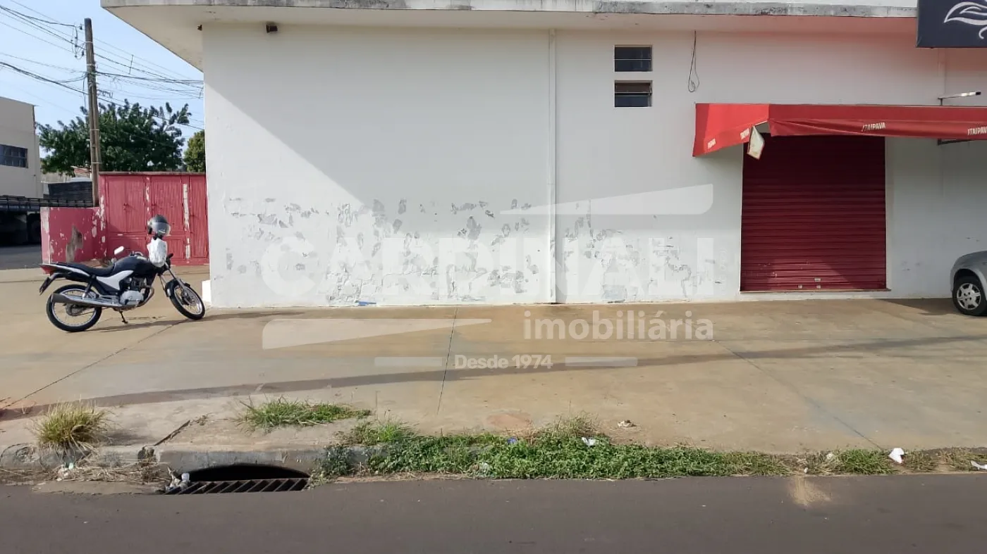Comercial / Salão em Araraquara Alugar por R$700,00