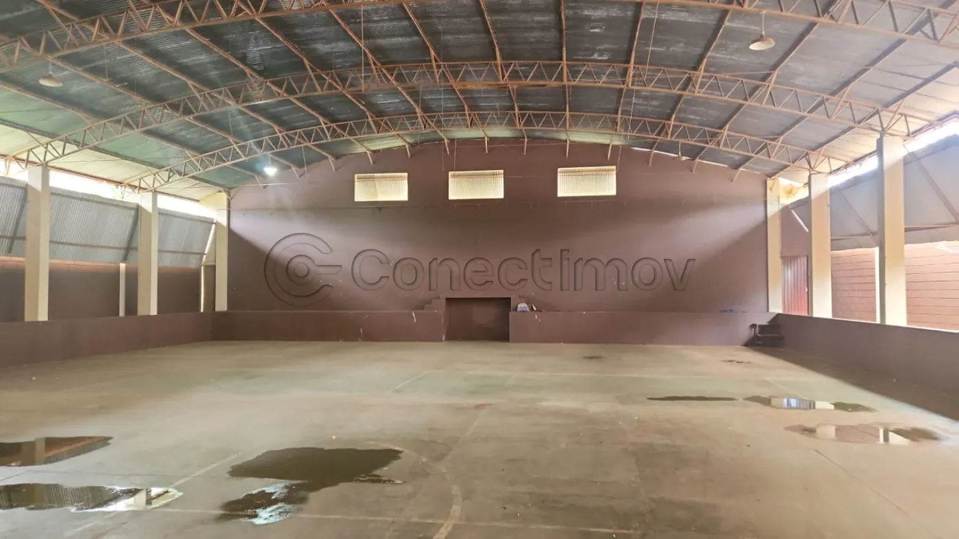 Comercial / Galpão em Ribeirão Preto Alugar por R$8.000,00