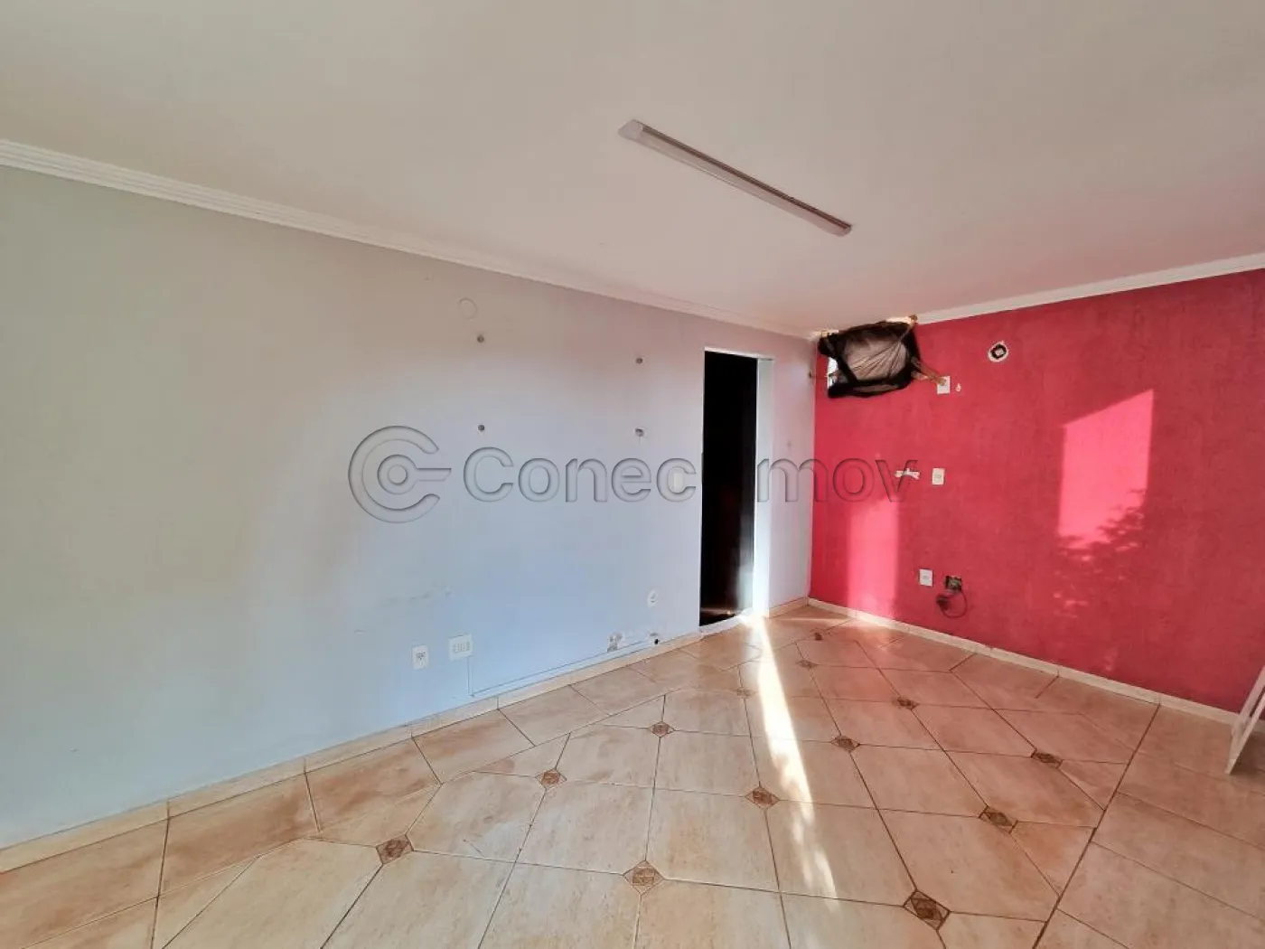 Comercial / Padrão em Ribeirão Preto Alugar por R$4.500,00